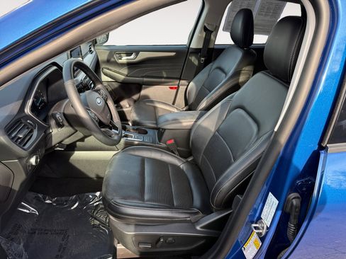 Certified 2022 Ford Escape SEL image 10