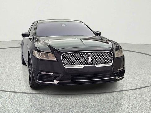 Used 2018 Lincoln Continental Reserve image 2