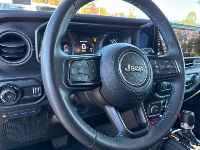 Used 2024 Jeep Wrangler Unlimited Rubicon 4xe AWD/4WD image 15