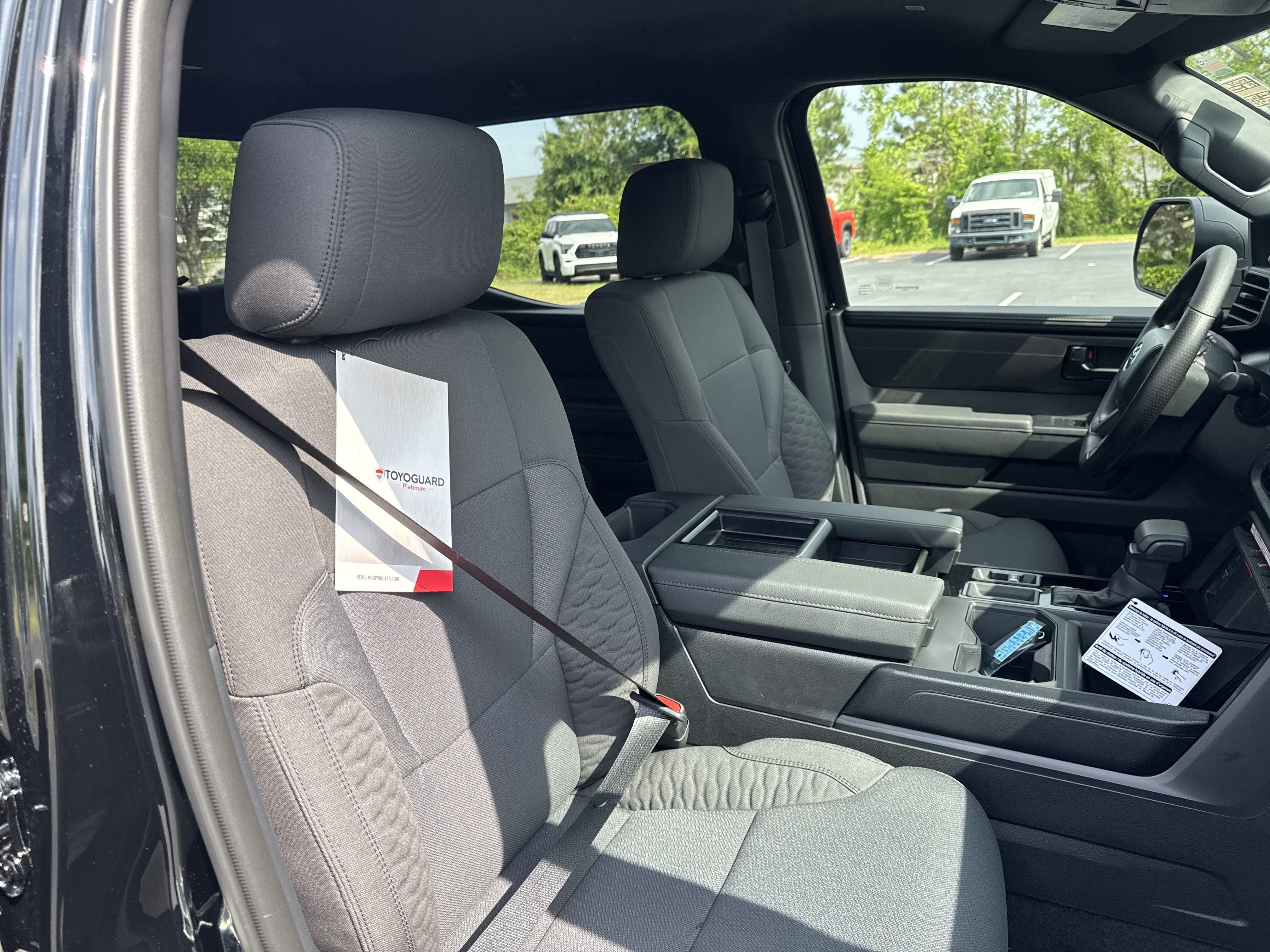 New 2025 Toyota Tundra SR w/ SR Tow Package AWD/4WD image 32