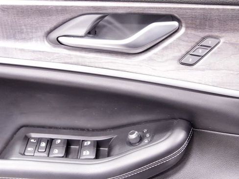 Used 2023 Jeep Grand Cherokee 30th Anniversary image 23