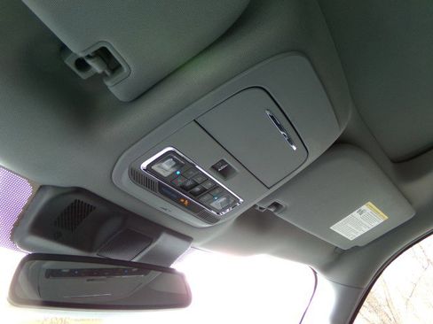 Used 2023 Ford F150 Lariat image 25