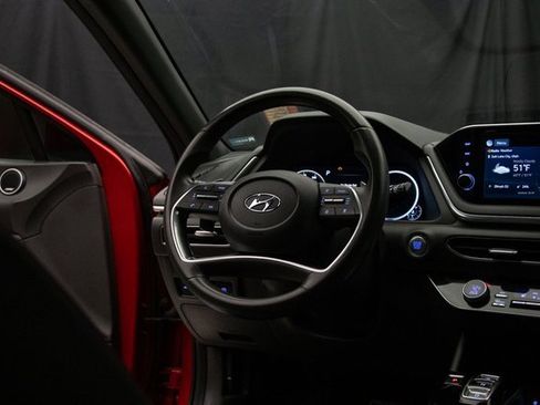 Used 2021 Hyundai Sonata SEL Plus w/ Tech Package image 14