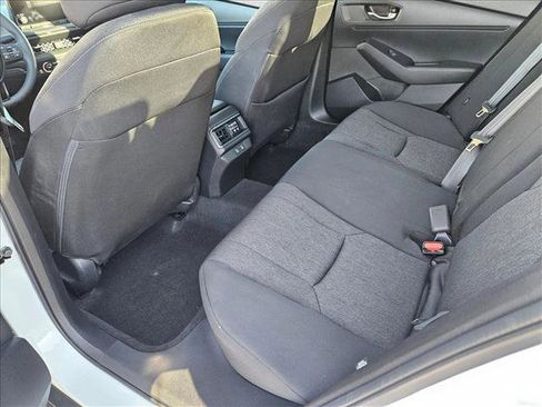 Used 2025 Honda Accord SE image 18