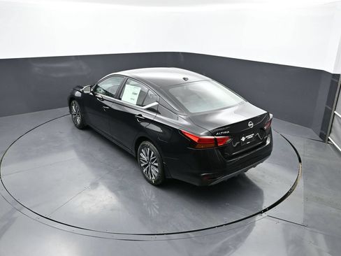 New 2026 Nissan Altima 2.5 SV AWD/4WD image 20