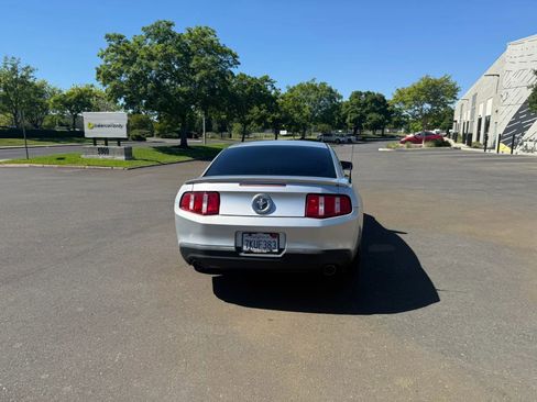 Used 2012 Ford Mustang Coupe image 8