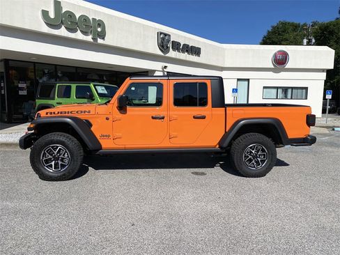 New 2025 Jeep Gladiator Rubicon w/ Convenience Group image 6