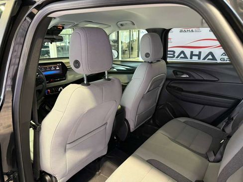 Used 2024 Chevrolet TrailBlazer LT w/ Driver Confidence Package AWD/4WD image 34