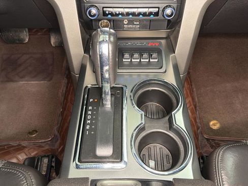 Used 2012 Ford F150 Raptor w/ Raptor Luxury Pkg image 23