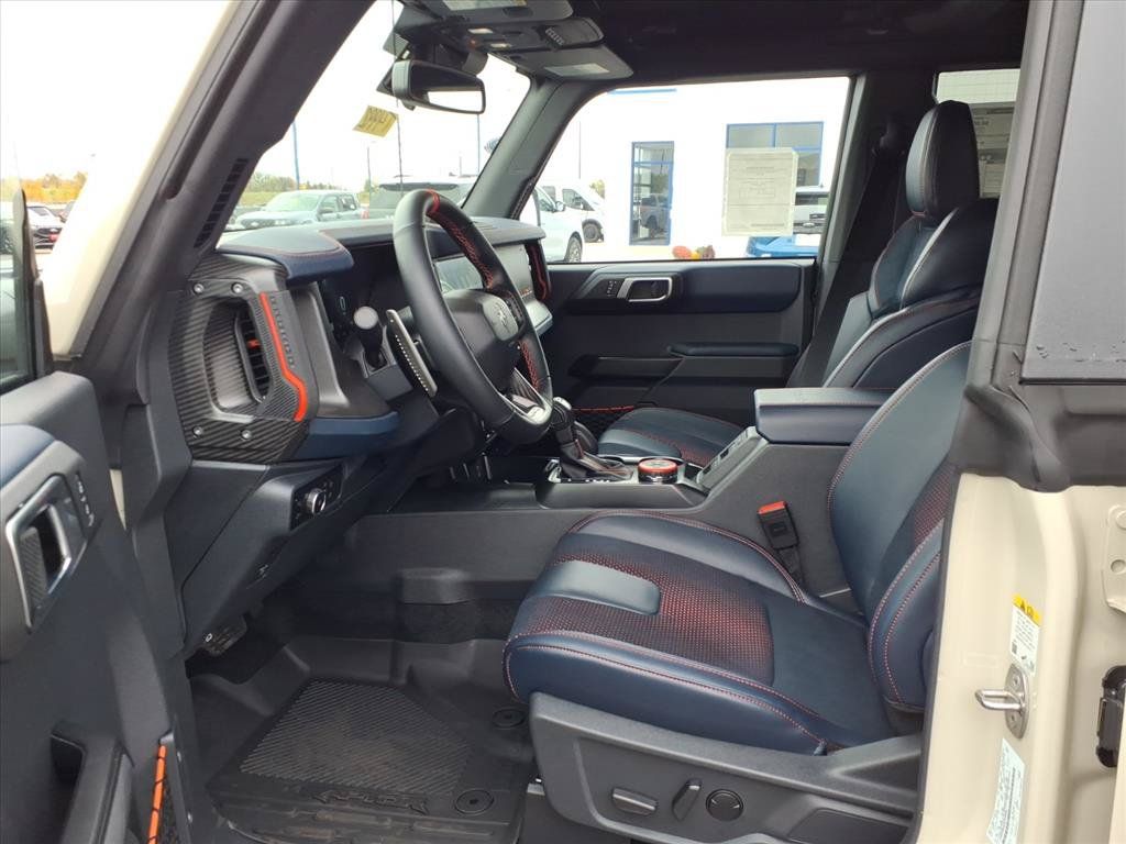 New 2025 Ford Bronco Raptor w/ Interior Carbon Fiber Pack AWD/4WD image 7