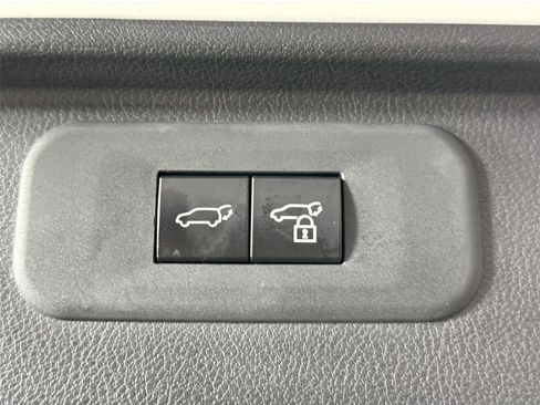 Certified 2024 Toyota Grand Highlander XLE image 40