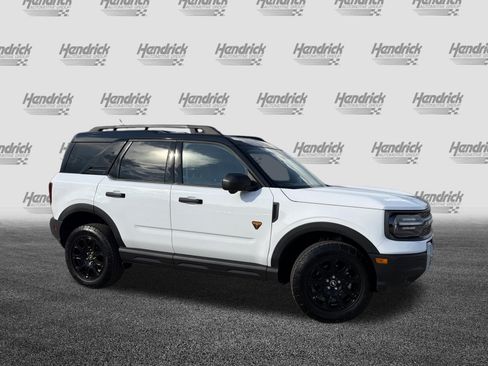 Used 2025 Ford Bronco Sport Badlands AWD/4WD image 2