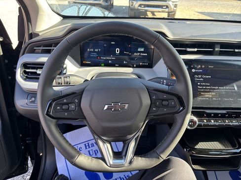 New 2027 Chevrolet Bolt LT w/ Comfort Package image 15