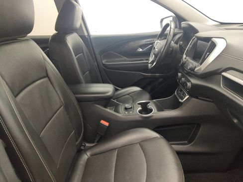 Used 2022 GMC Terrain SLT FWD image 21