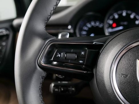 Certified 2026 Porsche Macan AWD/4WD image 22
