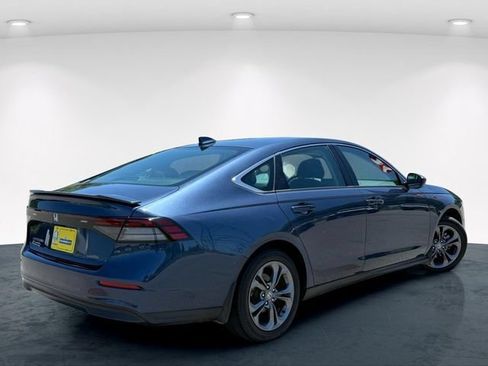 Used 2023 Honda Accord EX image 8