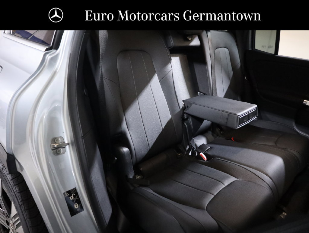 Used 2024 Mercedes-Benz EQB 300 4MATIC image 43