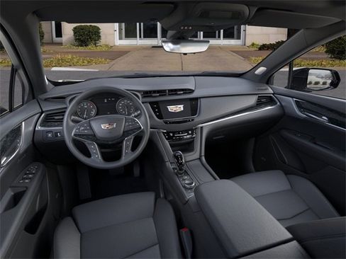 New 2025 Cadillac XT5 Premium Luxury w/ Technology Package image 15