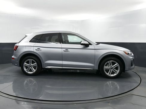 Used 2024 Audi Q5 e Premium Plus image 41