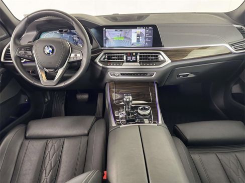 Used 2023 BMW X5 xDrive45e w/ Executive Package image 5