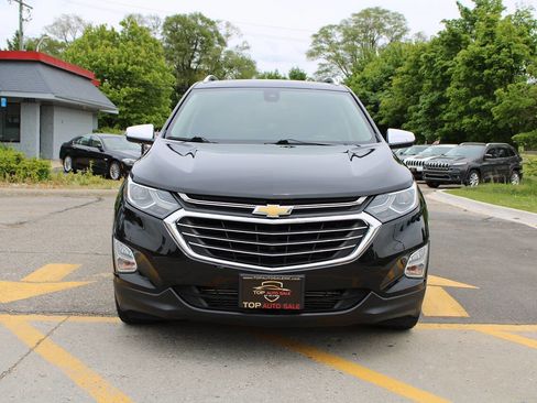 Used 2018 Chevrolet Equinox Premier image 3