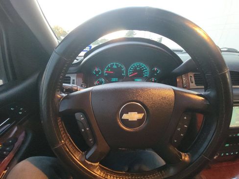 Used 2008 Chevrolet Tahoe LTZ w/ LTZ Preferred Equipment Group image 22