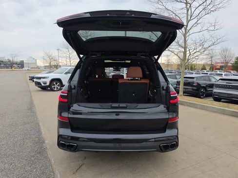 Used 2026 BMW X7 M60i image 6