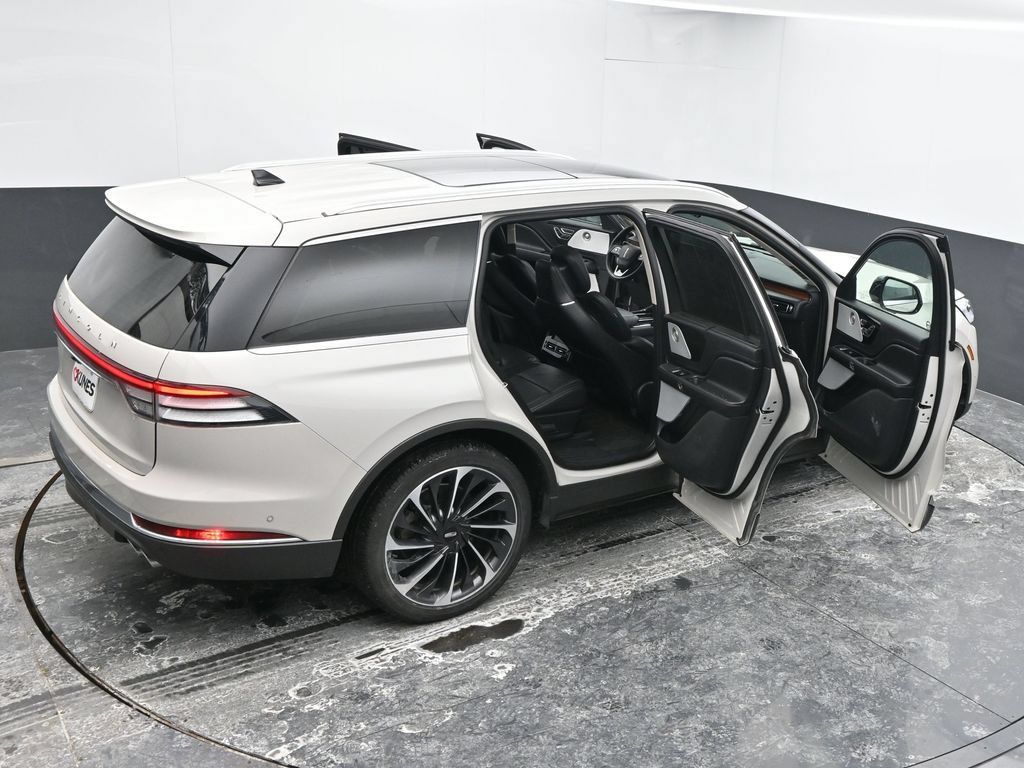 Used 2024 Lincoln Aviator Reserve w/ Equipment Group 201A AWD/4WD image 67