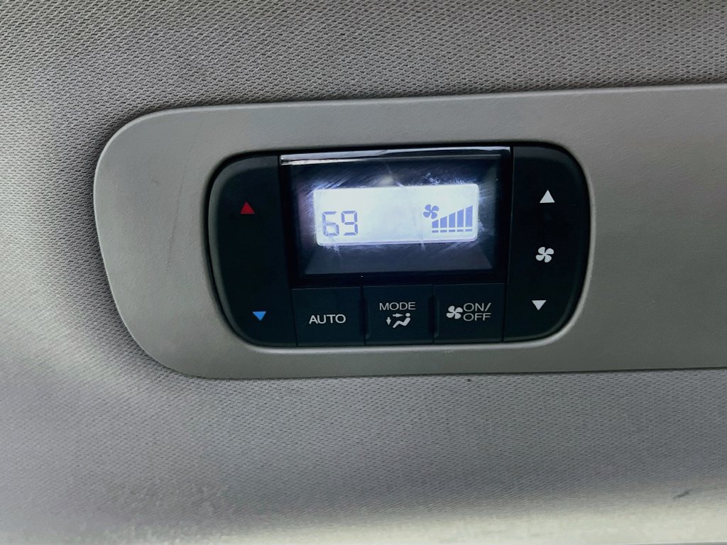 Used 2018 Honda Odyssey Elite image 26