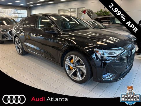 Used 2022 Audi e-tron Prestige w/ Prestige Package image 1