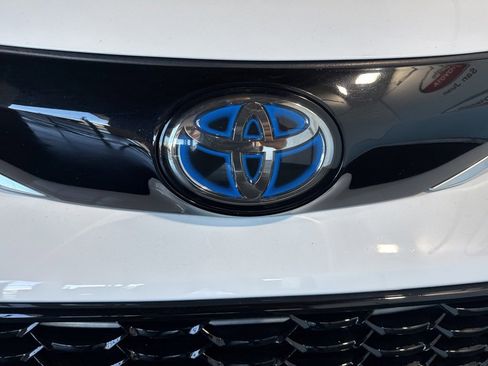 Used 2021 Toyota Sienna XSE image 14