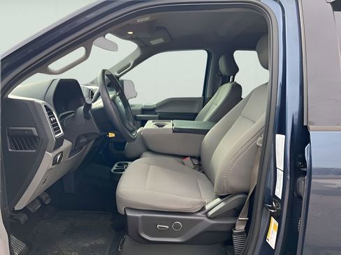 Used 2016 Ford F150 XLT w/ Equipment Group 301A Mid image 10