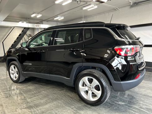 Used 2018 Jeep Compass Latitude w/ Popular Equipment Group image 7