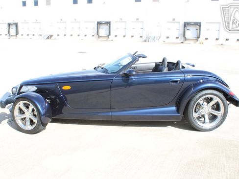 Used 2001 Chrysler Prowler RWD image 22