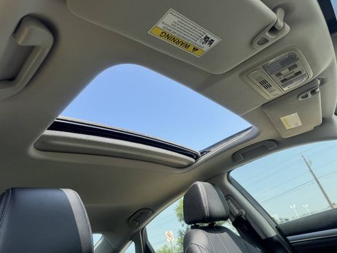 Used 2018 Honda Civic EX-L image 15