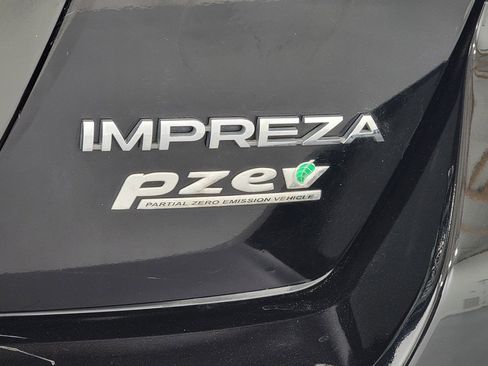 Used 2012 Subaru Impreza 2.0i Premium image 9