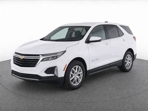 Used 2023 Chevrolet Equinox LT FWD image 3