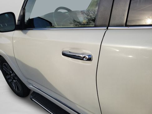 Used 2015 Toyota 4Runner Limited image 20