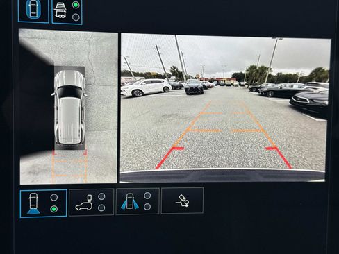 Used 2025 GMC Yukon Denali image 24