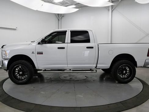 Used 2012 RAM 2500 ST w/ Chrome Appearance Group AWD/4WD image 4