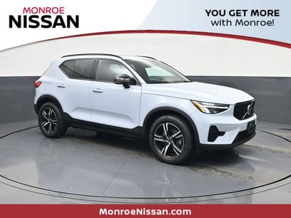 Used 2024 Volvo XC40 B5 Core