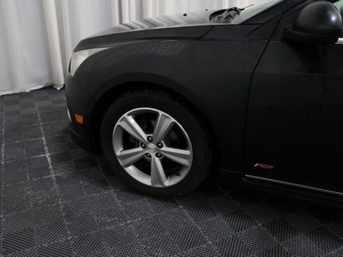 Used 2014 Chevrolet Cruze LT w/ Sun, Sound and Sport Package image 7