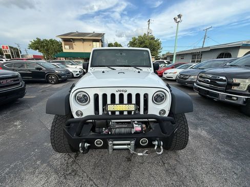 Used 2017 Jeep Wrangler Unlimited Sport w/ Quick Order Package 24S AWD/4WD image 8