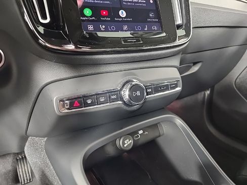 Certified 2023 Volvo XC40 B5 Ultimate w/ Climate Package AWD/4WD image 25