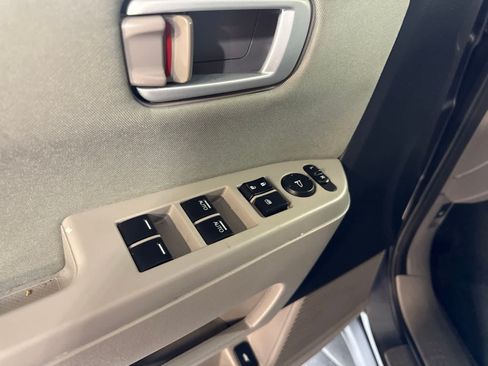 Used 2015 Honda Pilot LX image 18