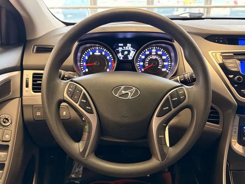 Used 2013 Hyundai Elantra GLS w/ Preferred Pkg image 27