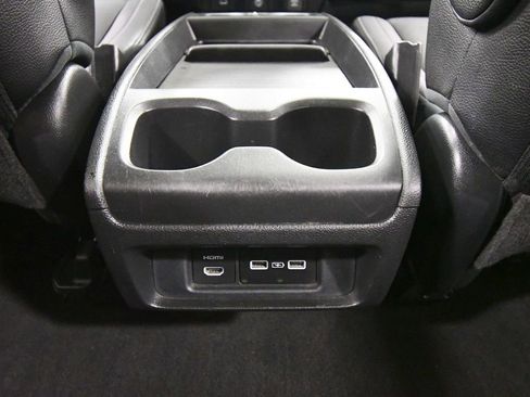 Certified 2024 Honda Odyssey Touring image 19