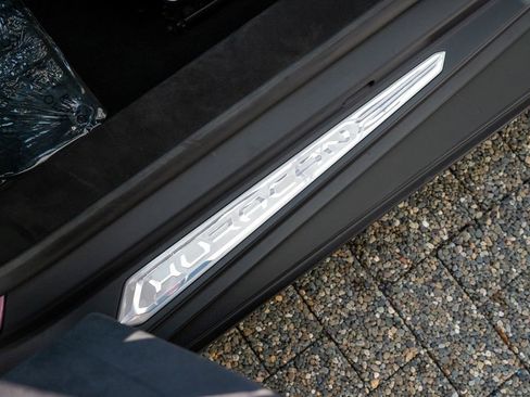 Used 2024 Lamborghini Huracan Sterrato image 28