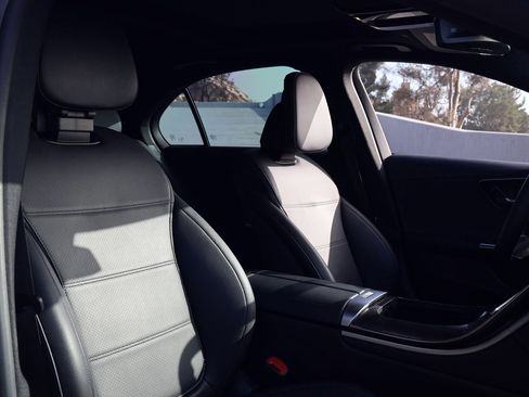 Used 2023 Mercedes-Benz C 300 Sedan image 24