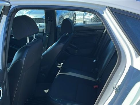 Used 2022 Honda Civic Sport image 21